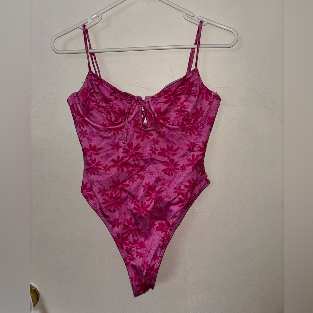 NWT Pacsun / LA Hearts Pink high cut  One Piece Pink Bathingsuit